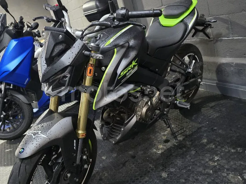 QJ Motor SRK 125 - Vista 8