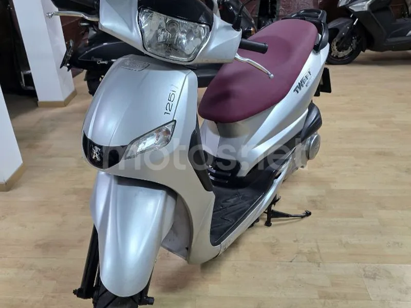 Peugeot Tweet 125 1690 € 2020 Asturias - 1