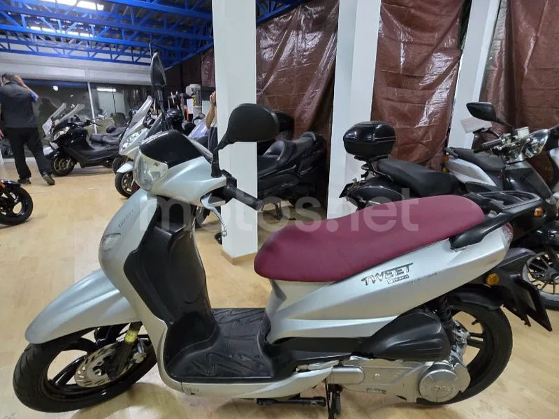 Peugeot Tweet 125 1690 € 2020 Asturias - 2