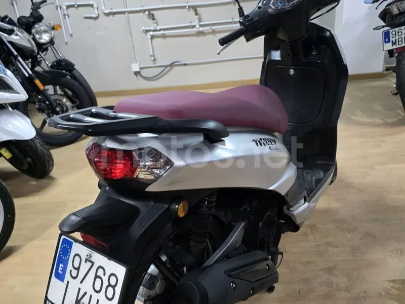 Peugeot Tweet 125 - Vista 3