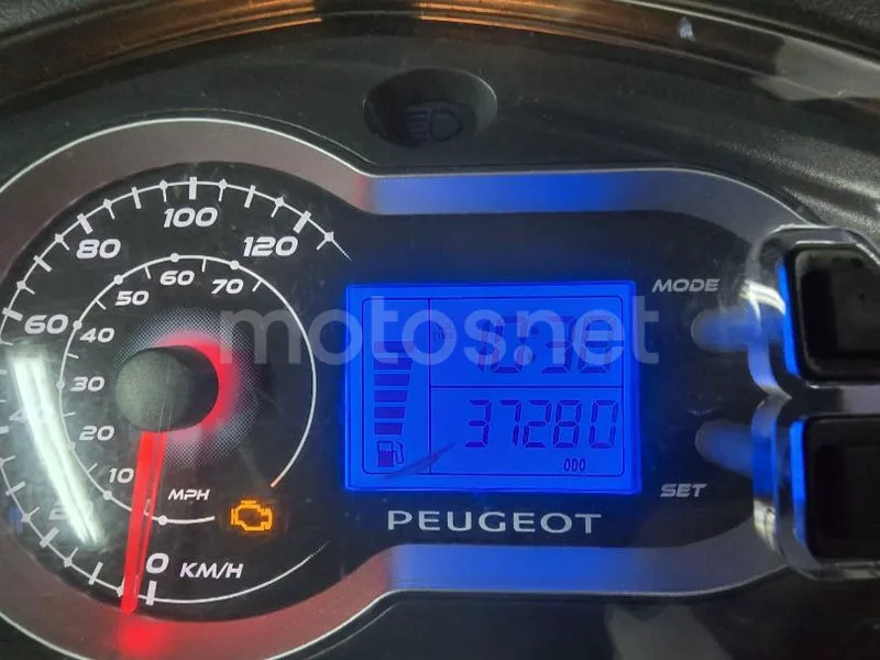 Peugeot Tweet 125 - Vista 4