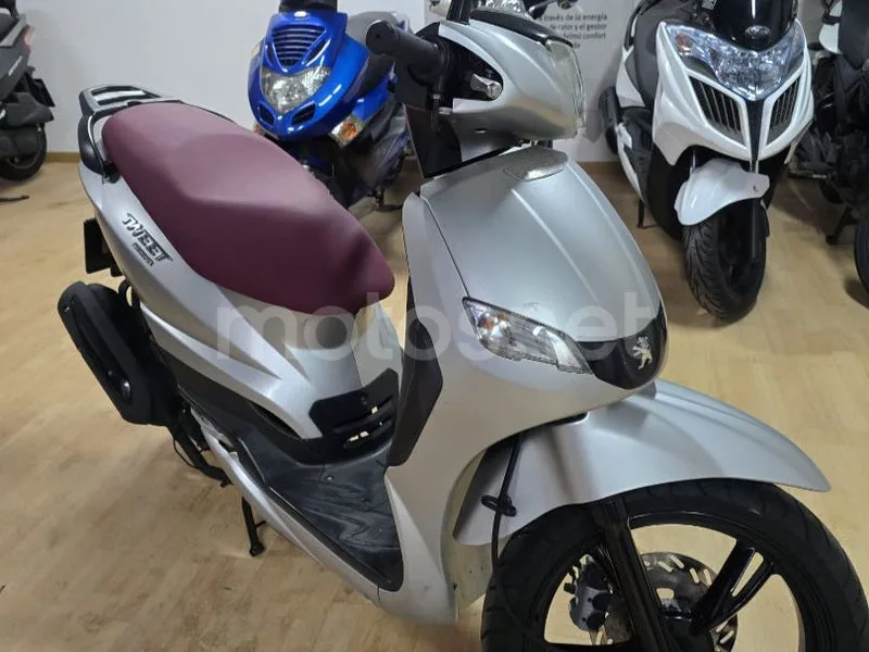 Peugeot Tweet 125 - Vista 5