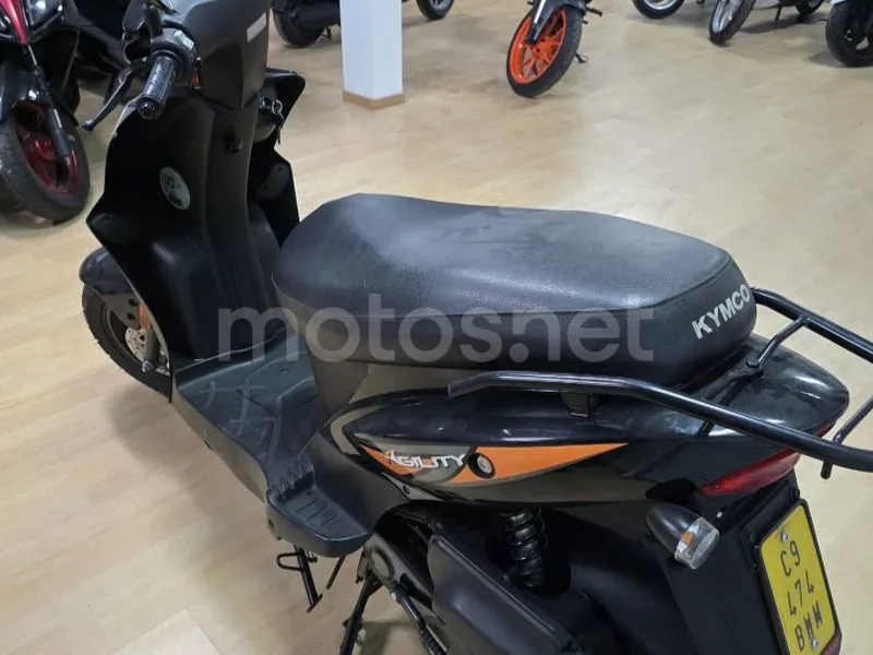 Kymco Agility 50 - Vista 5
