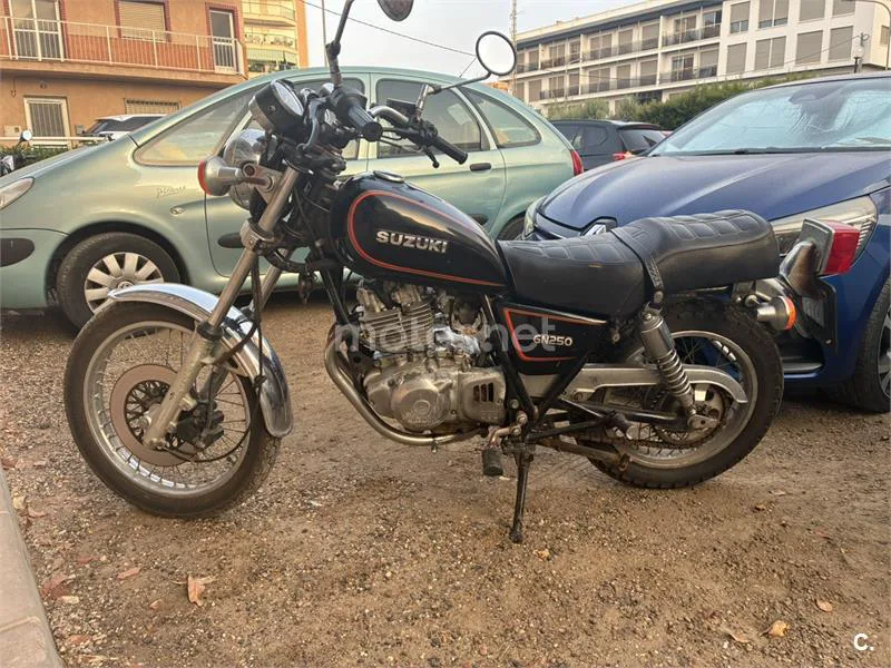 Suzuki GN250 1500 € 1993 Murcia - 2