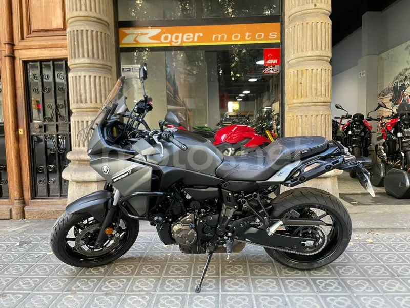 Yamaha Tracer 7 - Vista 13