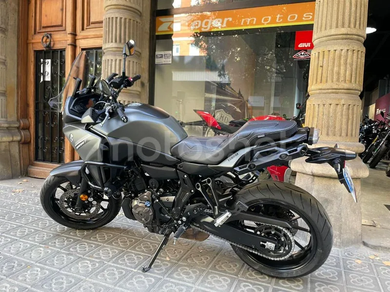 Yamaha Tracer 7 - Vista 15
