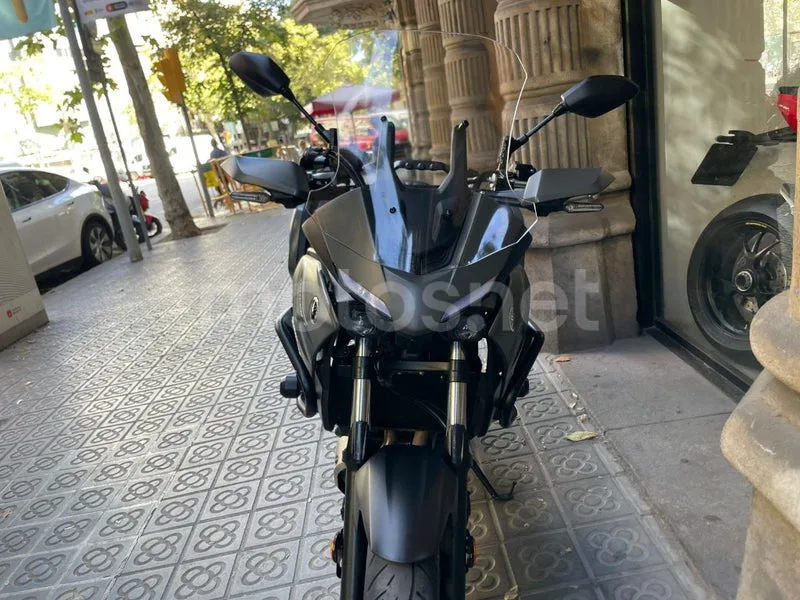 Yamaha Tracer 7 - Vista 18