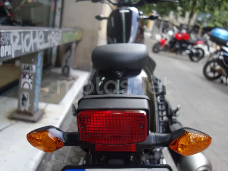 Honda Rebel 500 - Vista 13