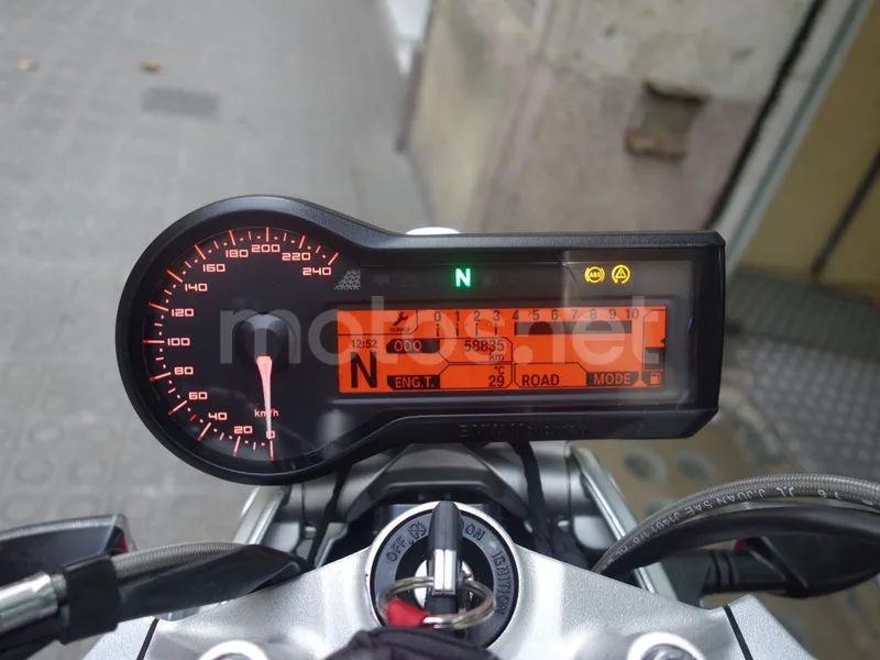 BMW R 1200 R - Vista 12