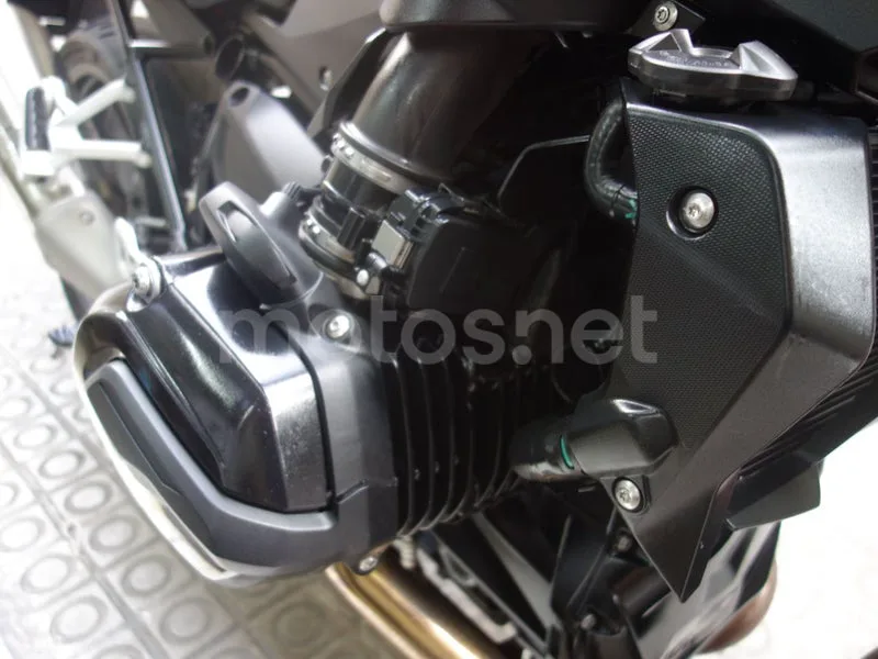 BMW R 1200 R - Vista 18
