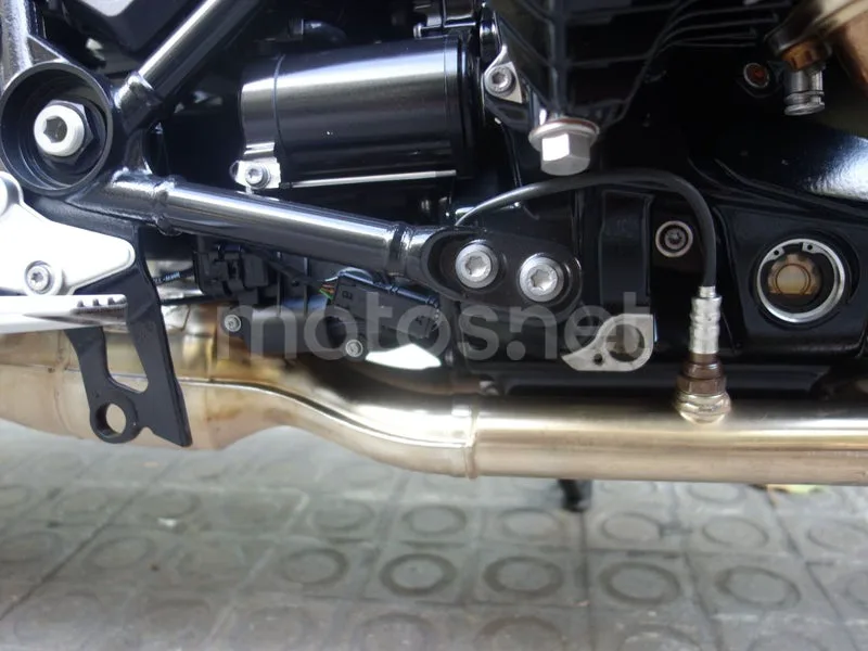 BMW R 1200 R - Vista 19
