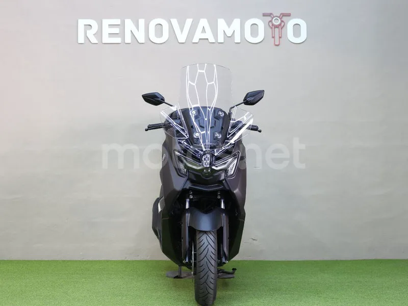 Yamaha NMAX - Vista 5
