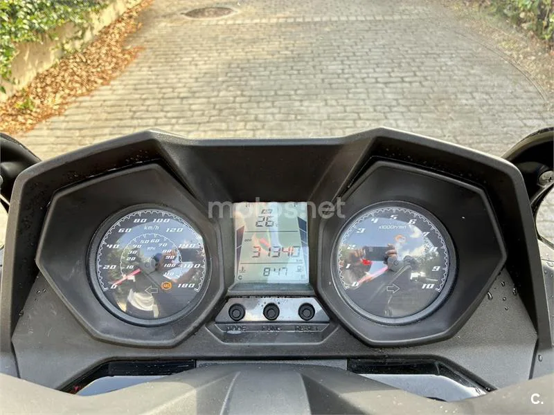 Kymco Super Dink 350 - Vista 6