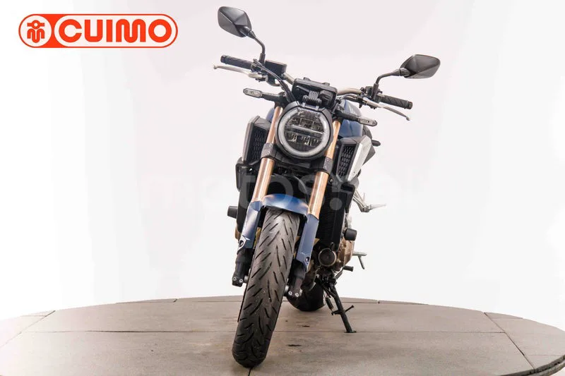 Honda CB650R - Vista 10