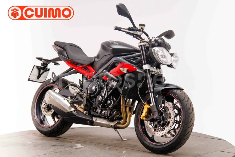 Triumph Street Triple 4999 € 2015 Madrid - 1