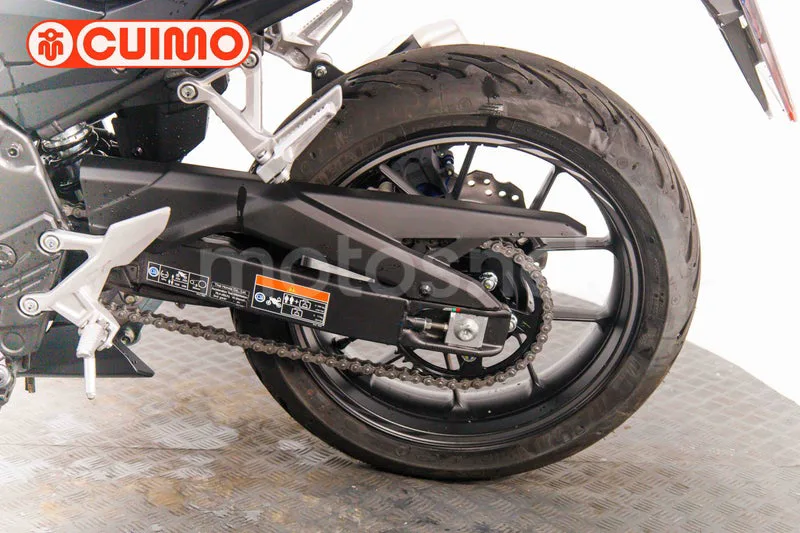 Honda CBR500R - Vista 18