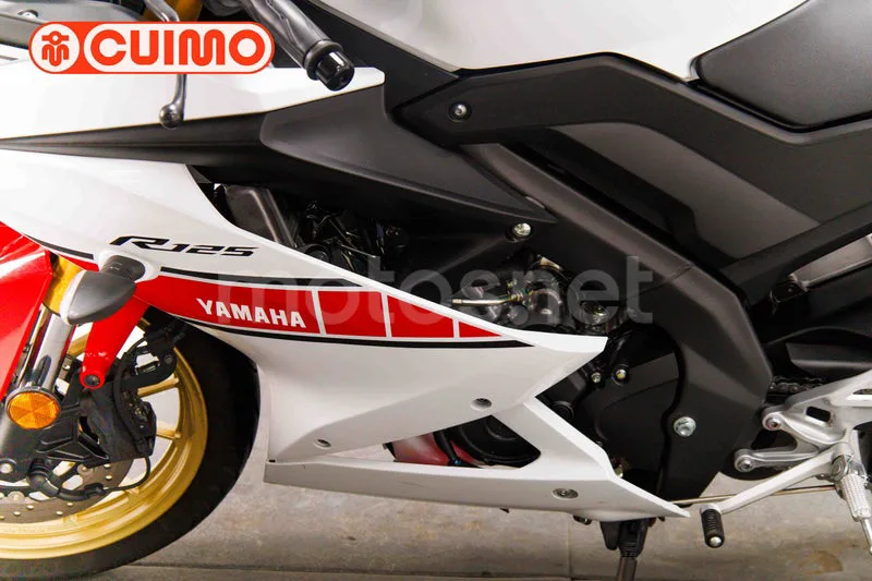Yamaha YZF-R125 - Vista 19
