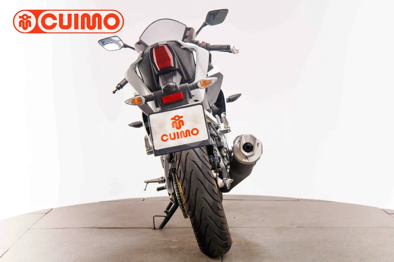 Yamaha YZF-R125 - Vista 5