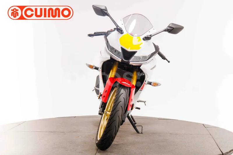 Yamaha YZF-R125 - Vista 10