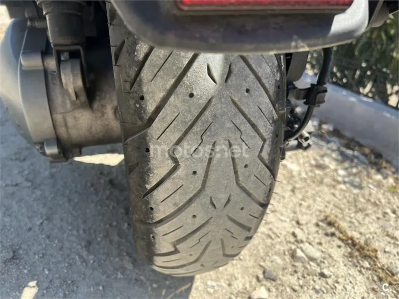 Kymco Xciting 400 - Vista 7