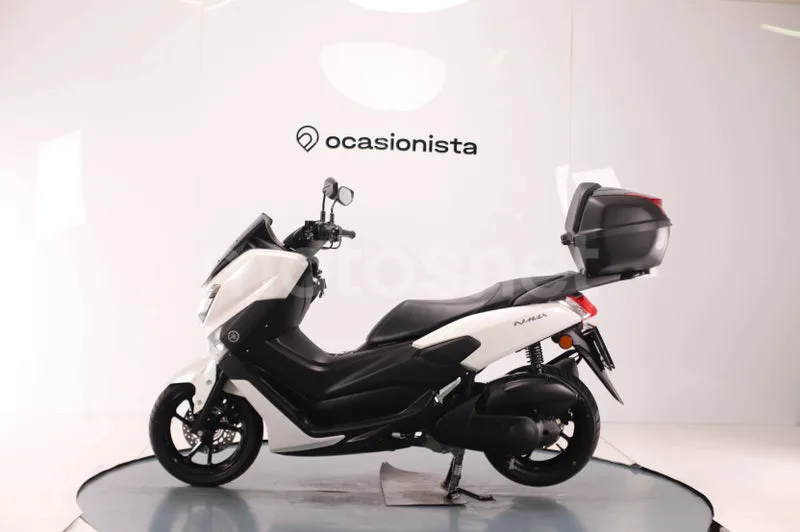 Yamaha NMAX - Vista 5