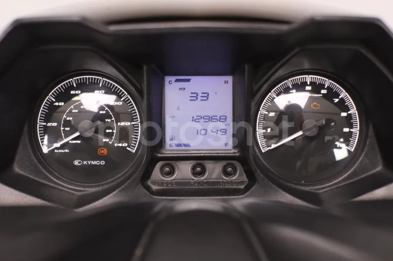 Kymco Grand Dink 125 - Vista 6