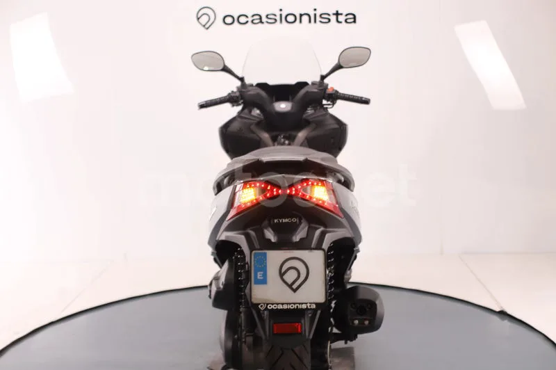 Kymco Grand Dink 125 - Vista 10