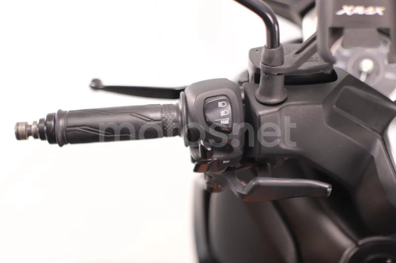 Yamaha XMAX 400 - Vista 7