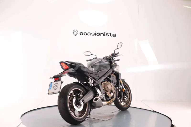 Honda CB650R - Vista 3