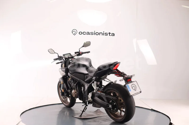 Honda CB650R - Vista 4