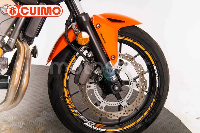 Honda CB500F - Vista 14