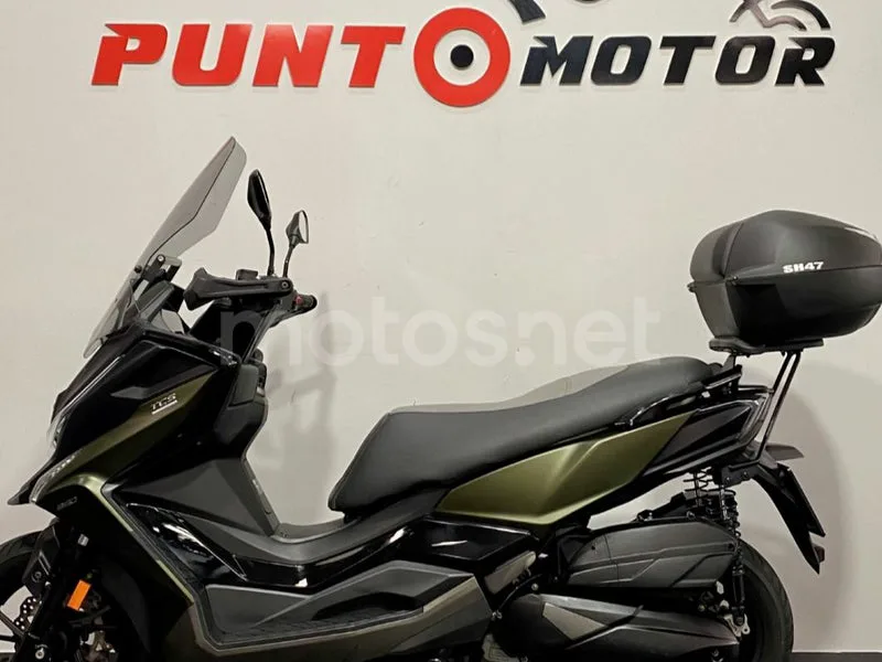 Kymco DTX 350 - Vista 4