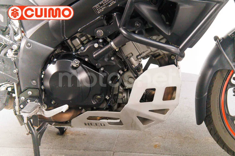 Suzuki V-Strom 1000 - Vista 13