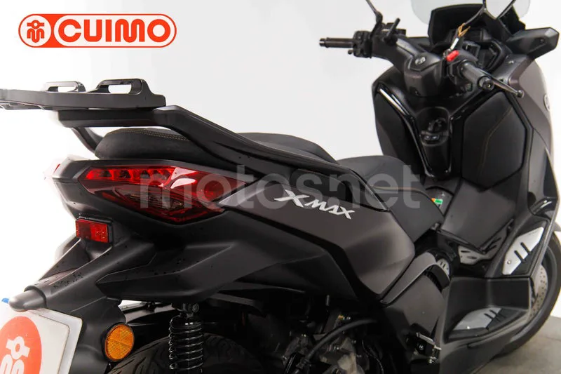 Yamaha XMAX 300 - Vista 16