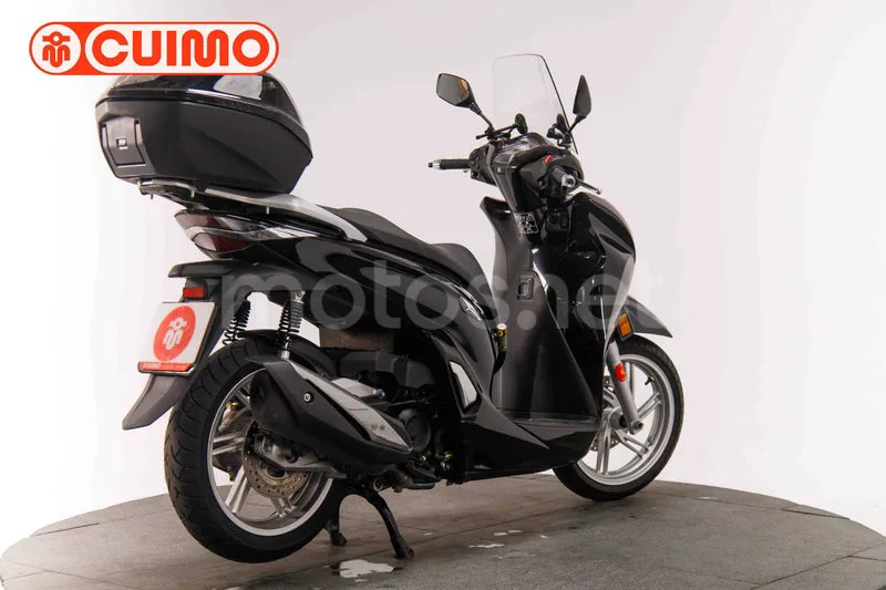 Honda SH350i - Vista 4