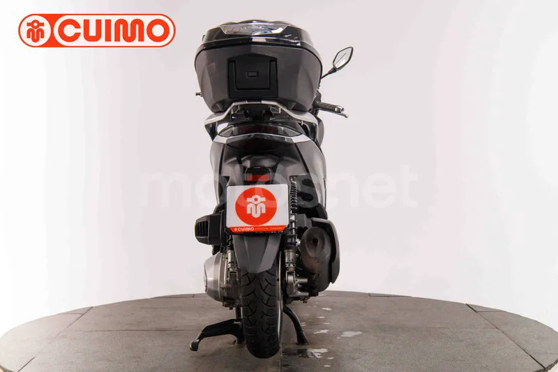Honda SH350i - Vista 5