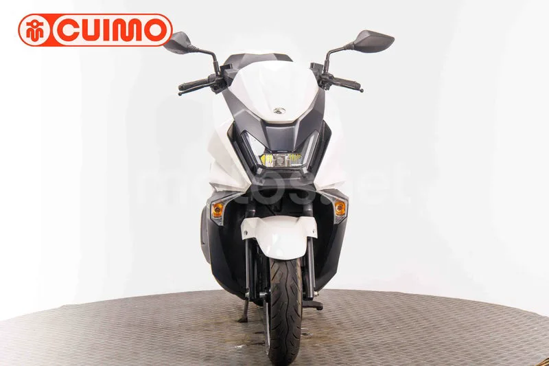 Kymco Sky Town 125 - Vista 10