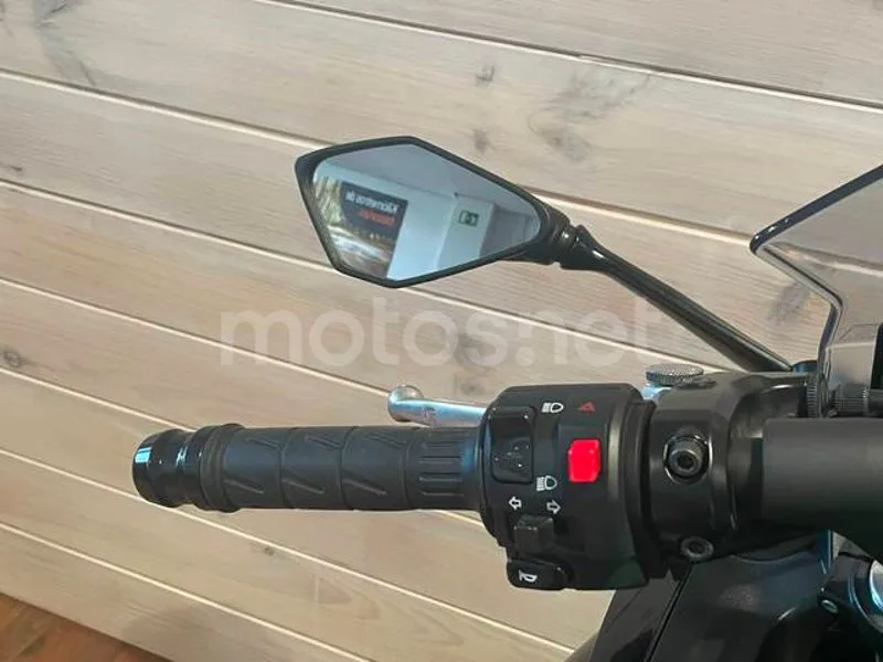 Kawasaki Ninja 650 - Vista 11