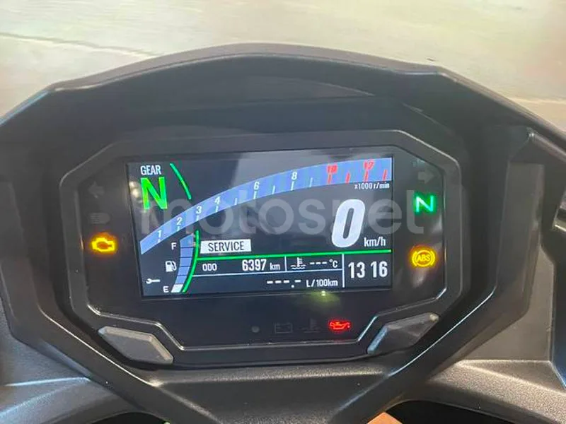 Kawasaki Ninja 650 - Vista 13