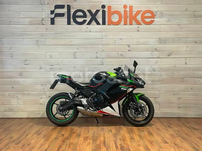 Kawasaki Ninja 650 - Vista 3