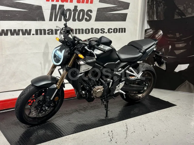 Honda CB650R - Vista 7