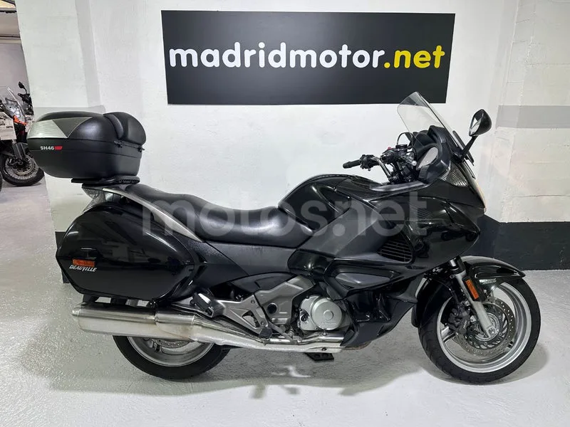 Honda NT700V Deauville 3990 € 2014 Madrid - 1