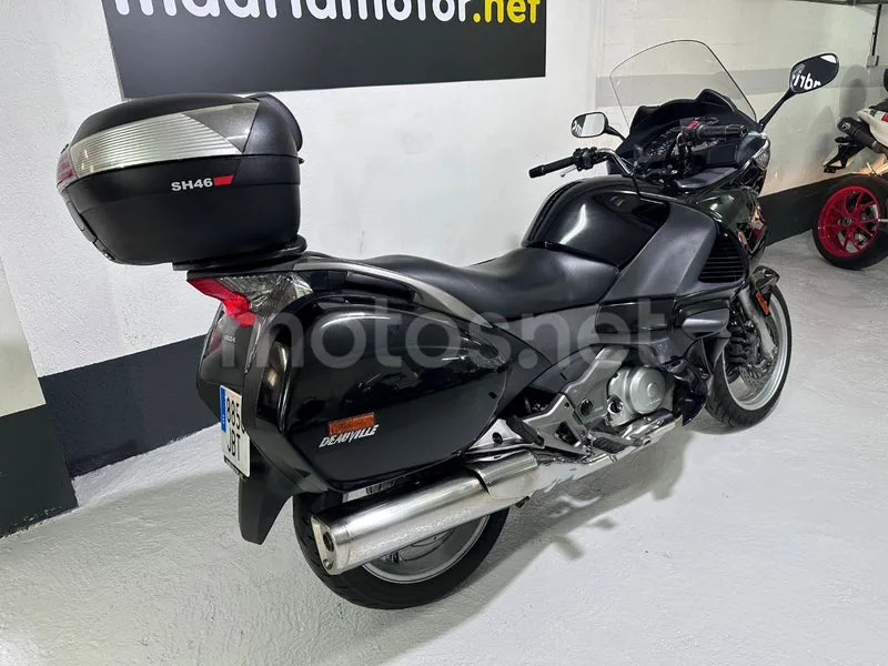 Honda NT700V Deauville - Vista 5