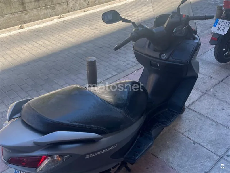 Suzuki Burgman 125 750 € 2017 Madrid - 1