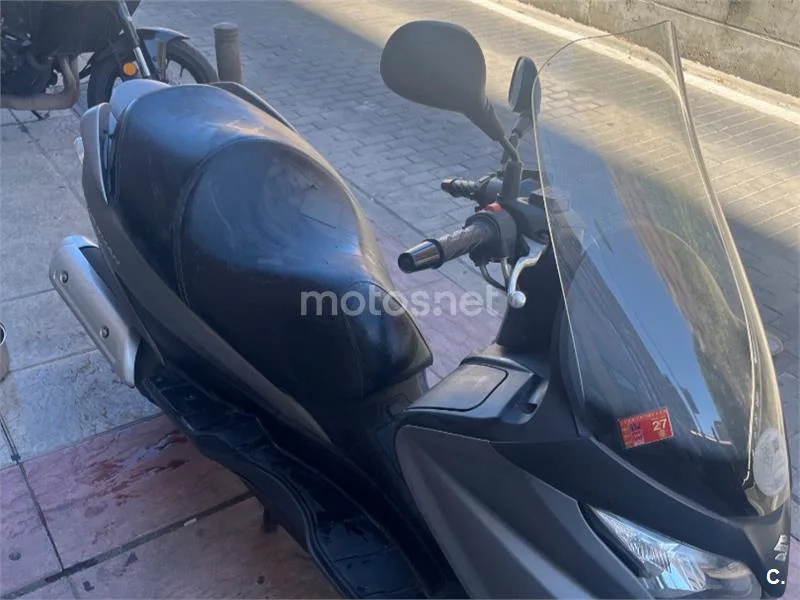 Suzuki Burgman 125 750 € 2017 Madrid - 2