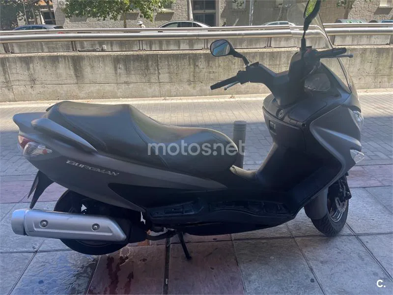 Suzuki Burgman 125 - Vista 5
