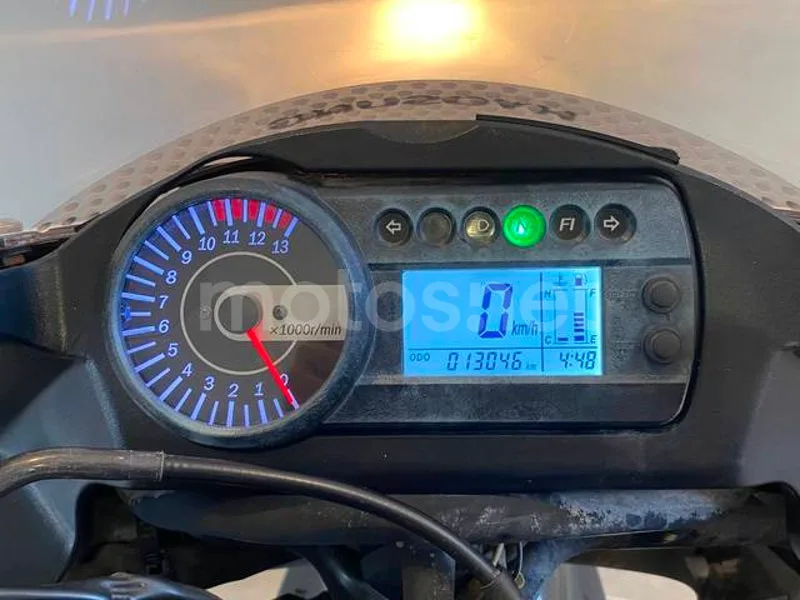 Hyosung GT 650 R Comet - Vista 13