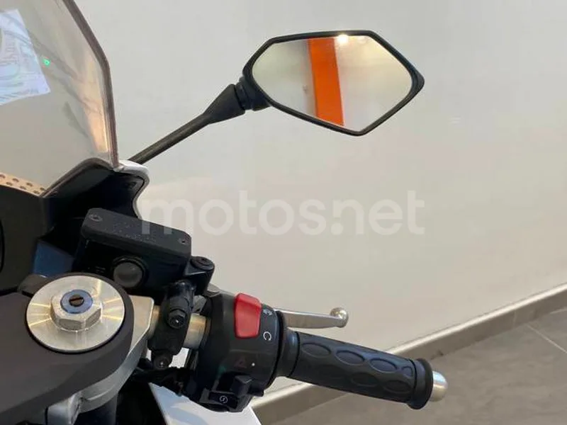 Hyosung GT 650 R Comet - Vista 15