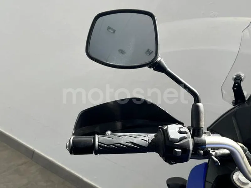 Suzuki V-Strom 650 - Vista 11