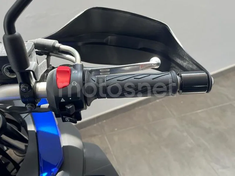 Suzuki V-Strom 650 - Vista 14